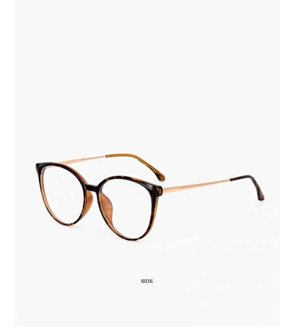 Women’s Retro Tortoiseshell Oversized Cat Eye Ultra-Light Glasses