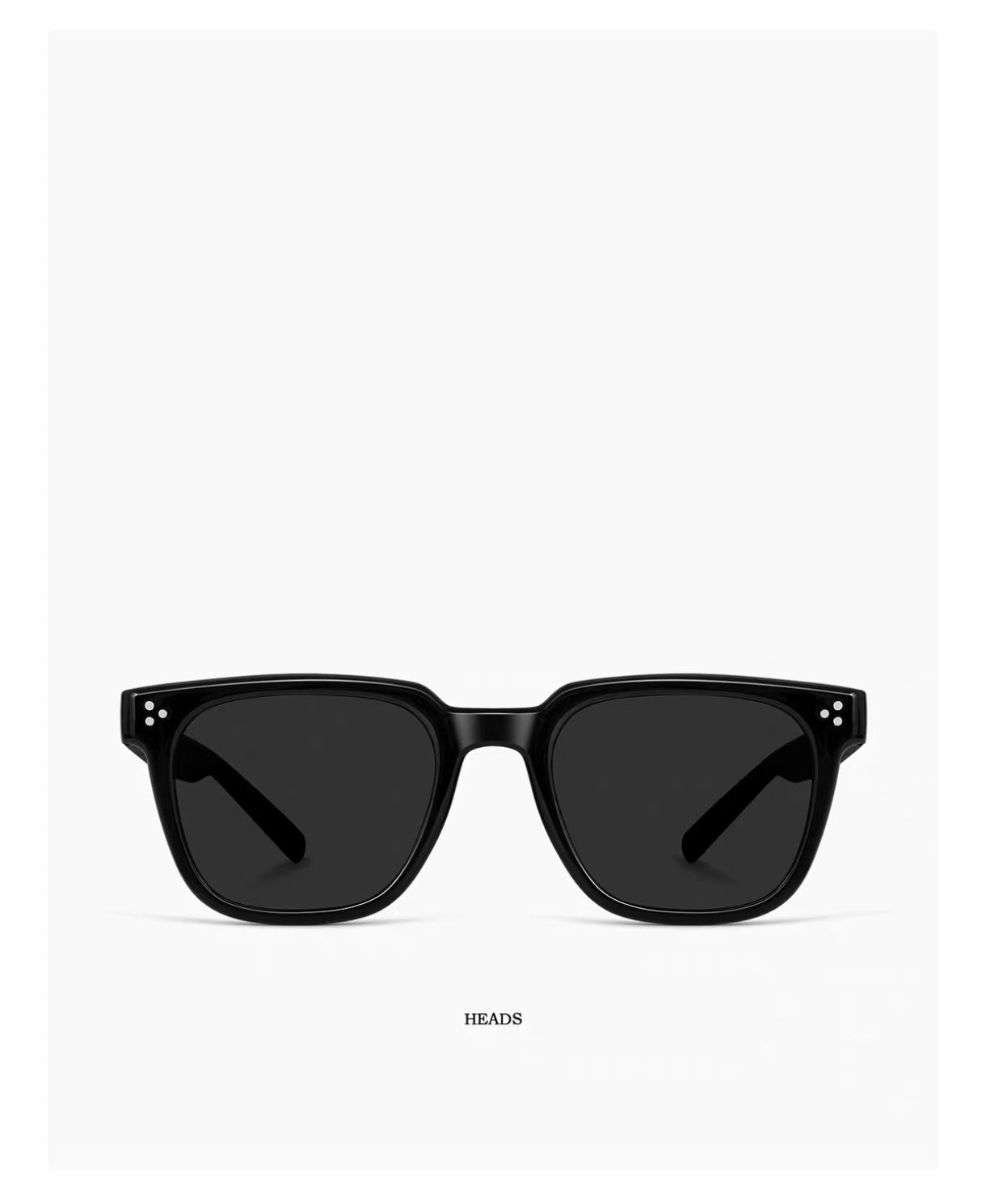 Unisex’s Black full-rim square sunglasses, front view