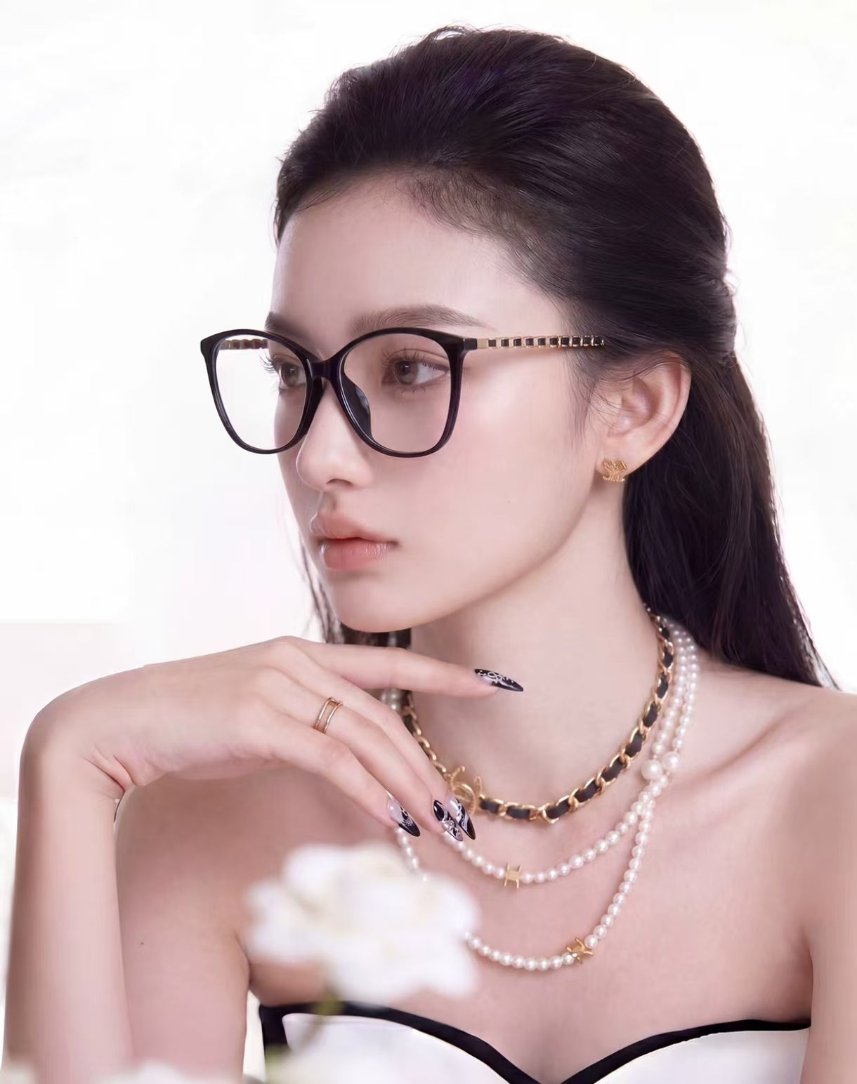Women’s Chic Ultra-Light Oversized Black Cat Eye Blue Light Glasses