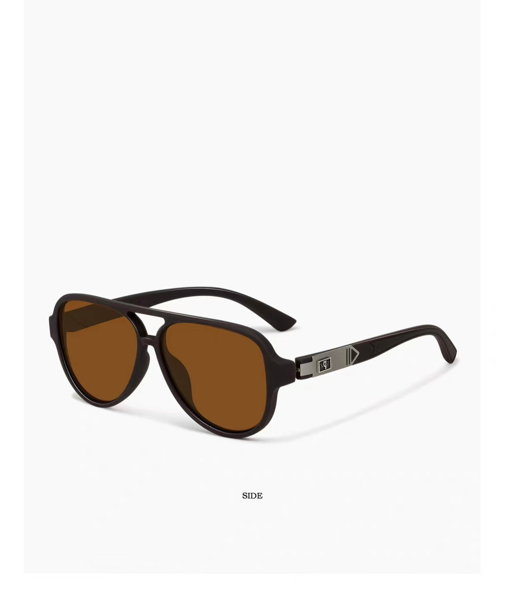 Dark Tortoise Men's TR90 Aviator Polarised Driving Sunglasses, 45-degree product view