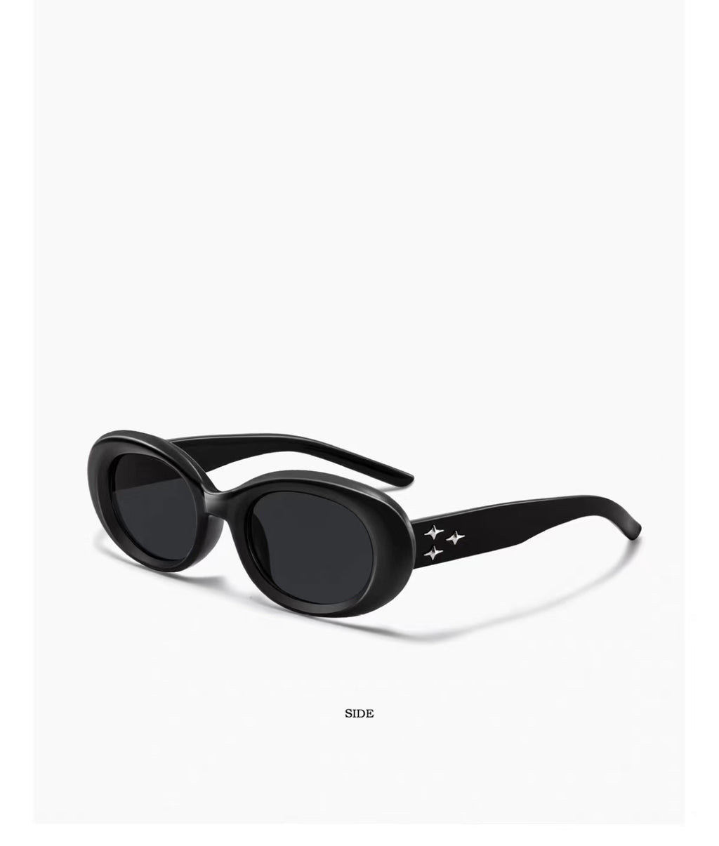 Vintage Women’s Tortoise Shell Oval UV400 Sunglasses