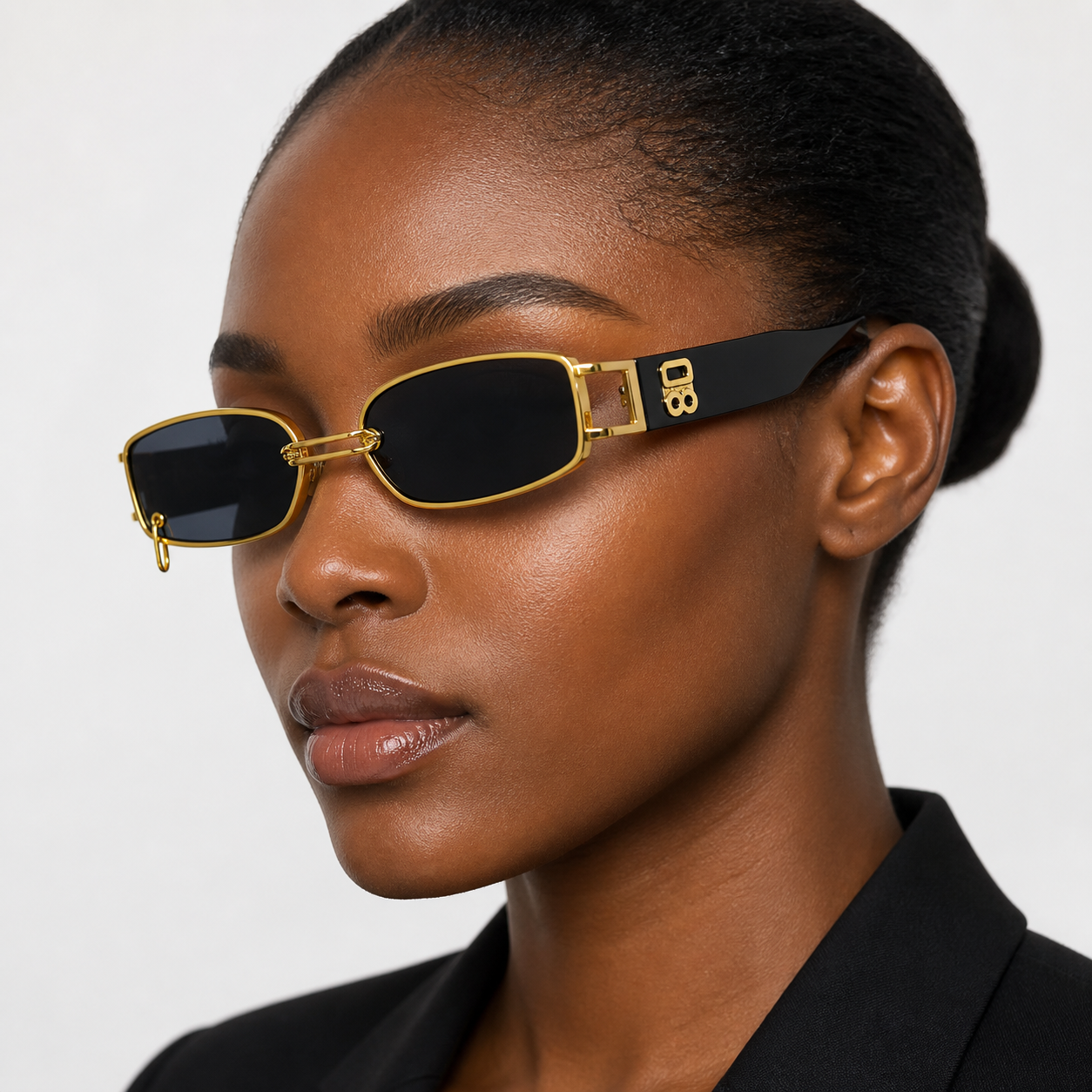 Women’s Black full-rim narrow square sunglasses, three-quarter adult model fit